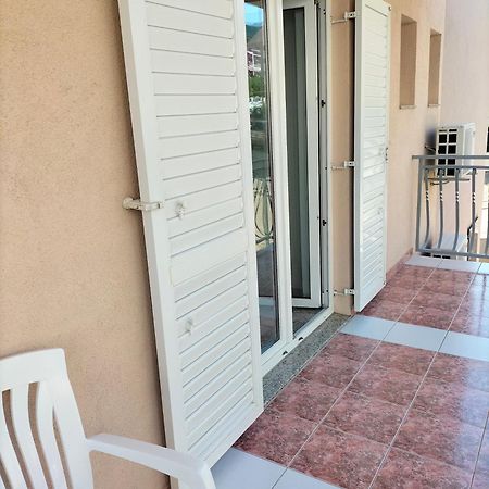 Studie-Apartment In Makarska, Kroatien מראה חיצוני תמונה