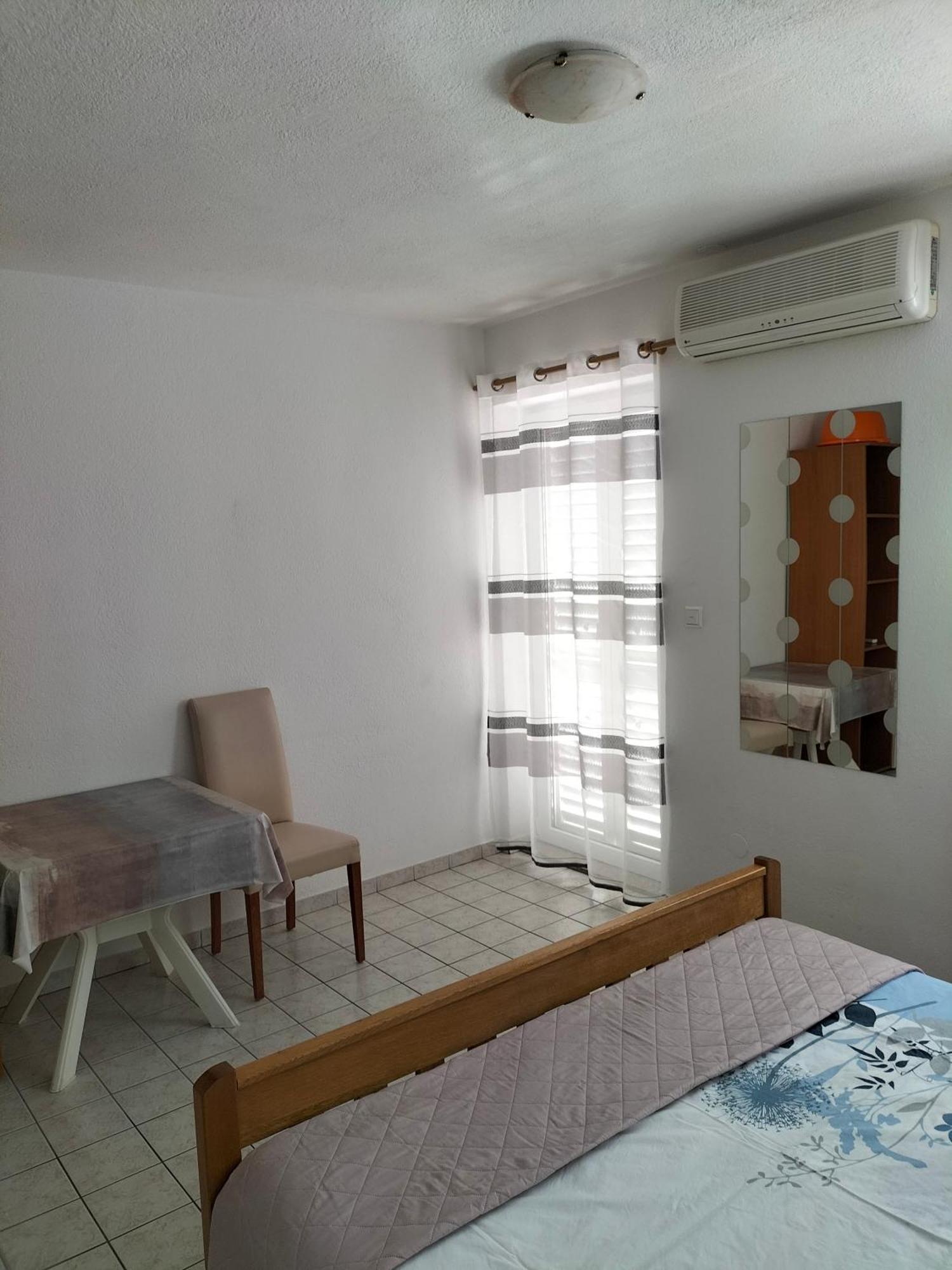 Studie-Apartment In Makarska, Kroatien מראה חיצוני תמונה